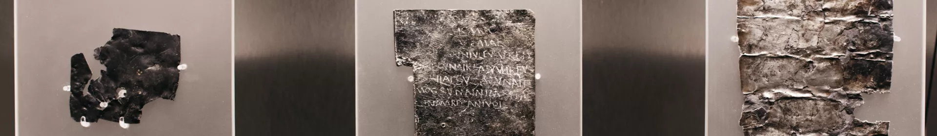 Image: Curse tablets